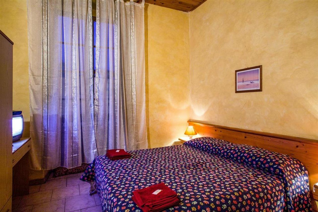 Albergo Aurora Cagliari Zewnętrze zdjęcie